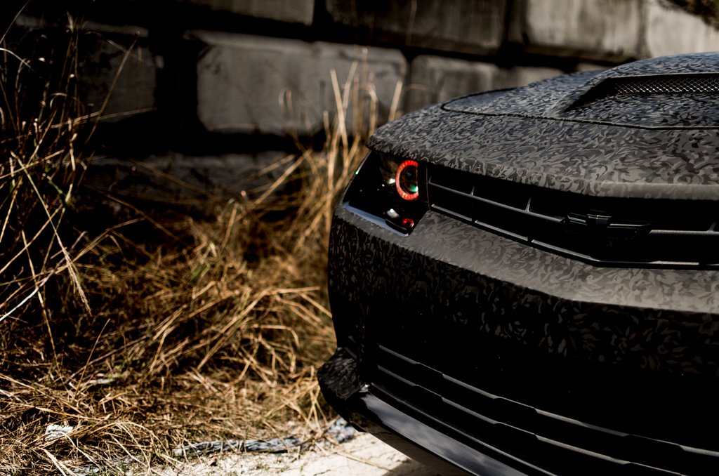 Auto gewrapt met Shadow Black folie