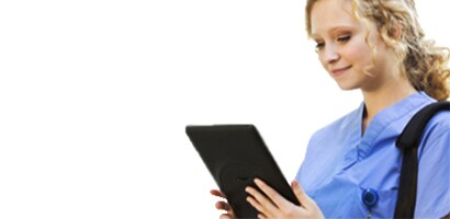 Zorgverleners kunnen de onlinecursussen op een tablet volgen
