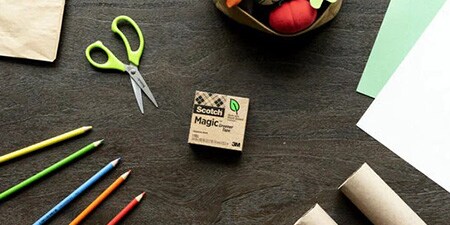 Scotch® Magic™ tape A Greener Choice product in doos
