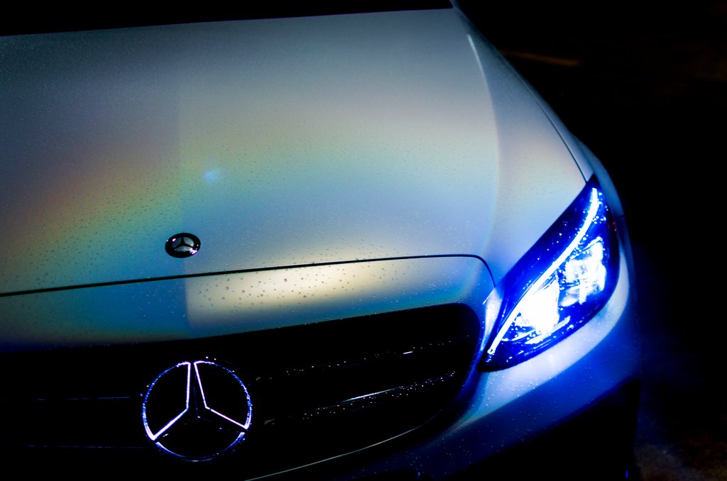 Auto gewrapt met Satin Flip Ghost Pearl folie