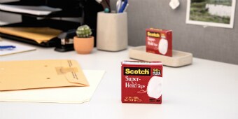 Personaliseer je spullen met Scotch® Super-Hold Tape
