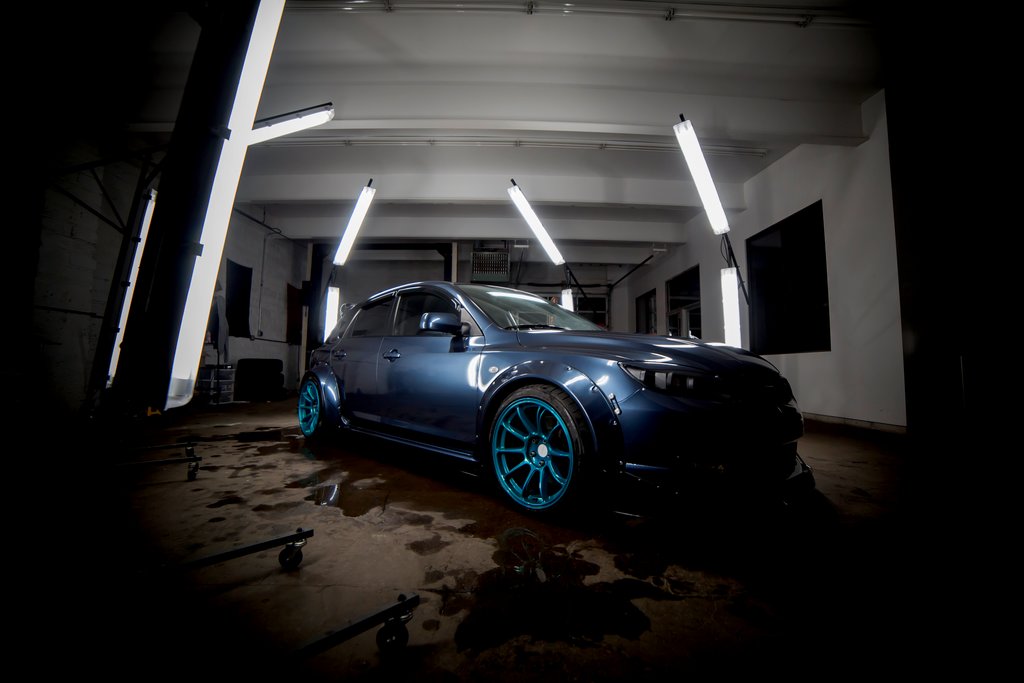 Auto gewrapt met glanzende Glacier Gray folie