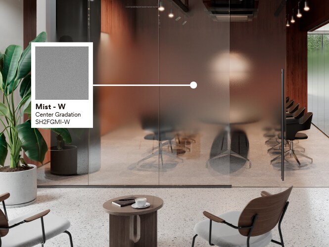 Afbeelding van een moderne vergaderruimte in een kantoor met warme kleuren, stenen vloeren en groen met de productaanduiding Mist-glasafwerking.
