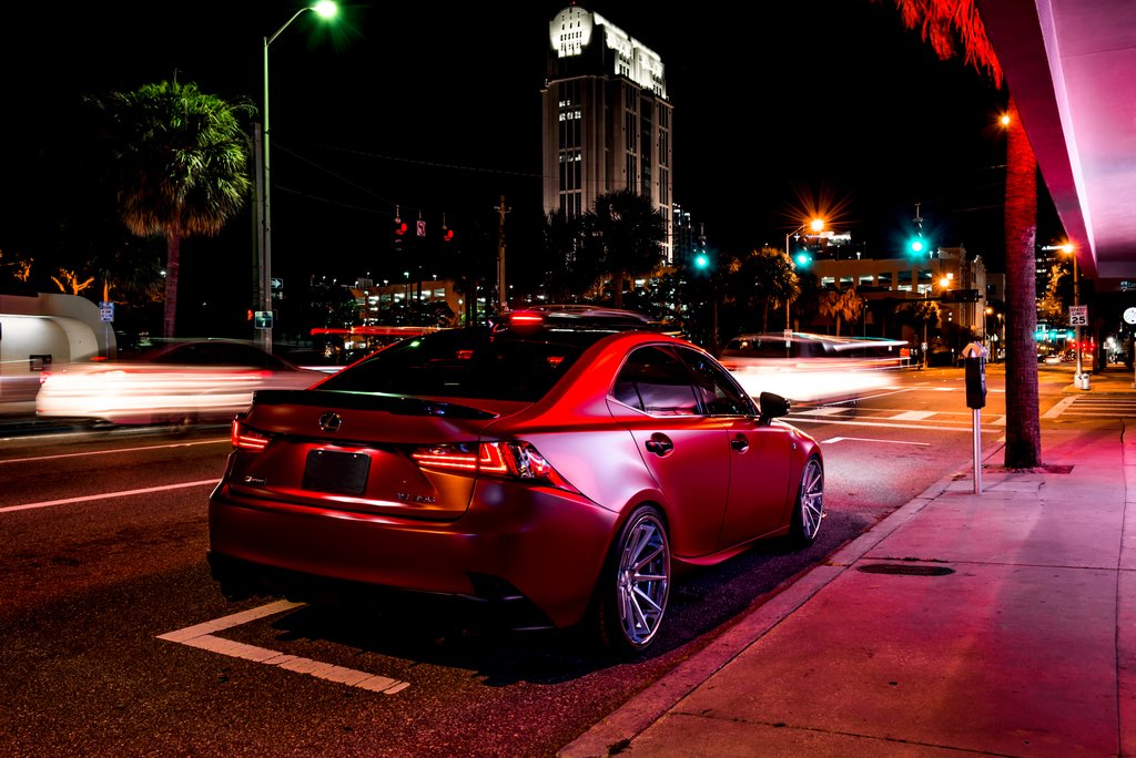 Auto gewrapt met Satin Vampire Red folie