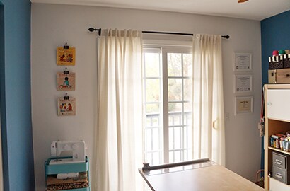 Hoe een donkere muur weer licht maken