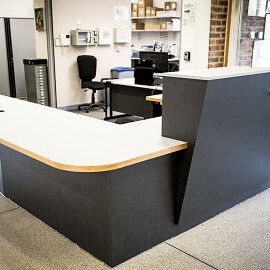 Een DI-NOC oppervlakteafwerking is gemakkelijk te reinigen en te desinfecteren