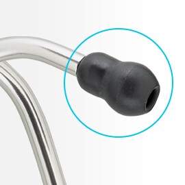 Close-up van een zwarte oordop met een zachte afdichting met een oorbuis van een 3M Littmann Stethoscoop.